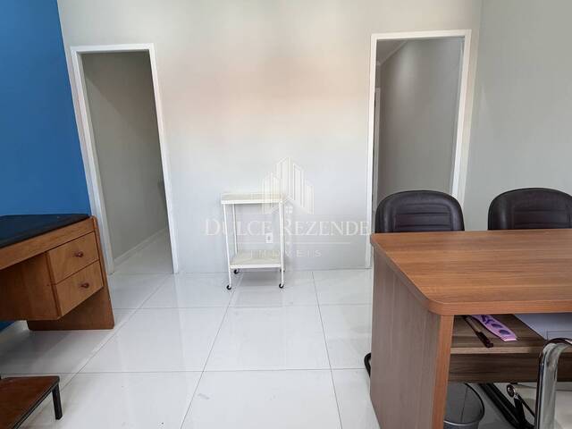 Sala para Locação em Cabo Frio - 4